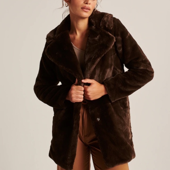Abercrombie & Fitch Jackets & Blazers - NWT Brown faux fur coat